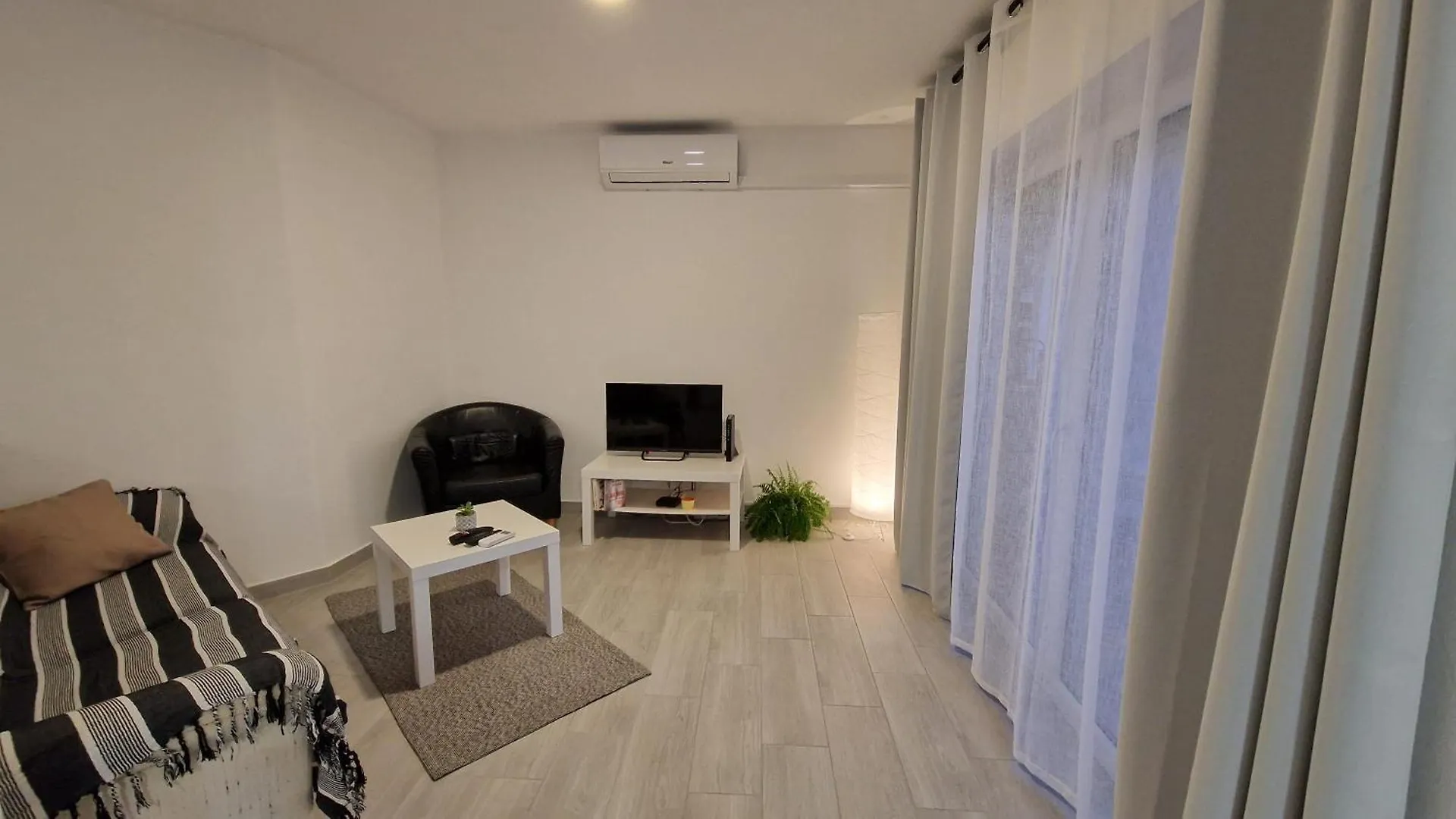Apartamento Cristino Praia Da Luz 0*,  Portugal